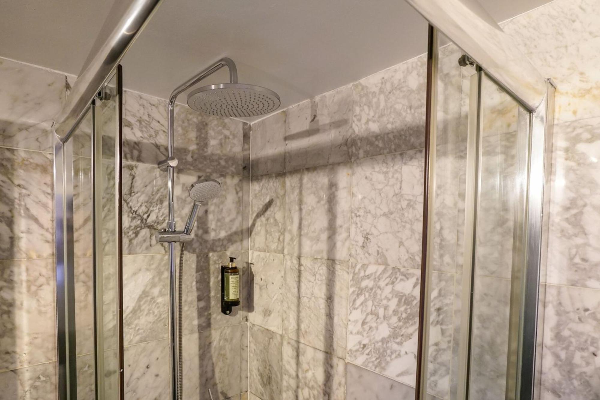 Cosmopolitan Chiado Apartment By Lovelystay Lisboa Dış mekan fotoğraf